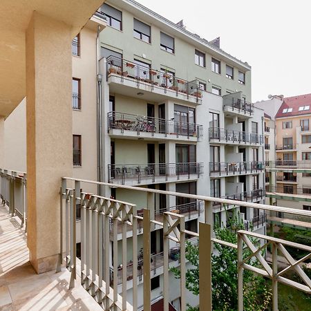 Club 99 Apartments Βουδαπέστη Εξωτερικό φωτογραφία