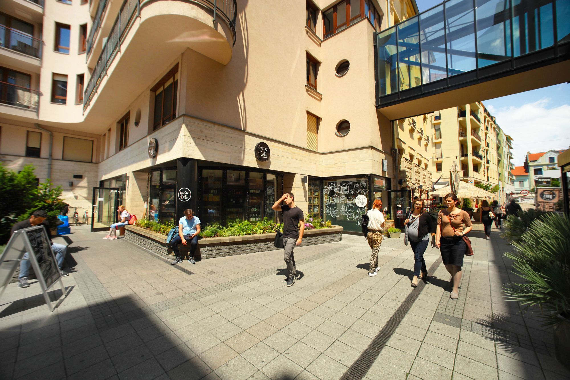 Club 99 Apartments Βουδαπέστη Εξωτερικό φωτογραφία