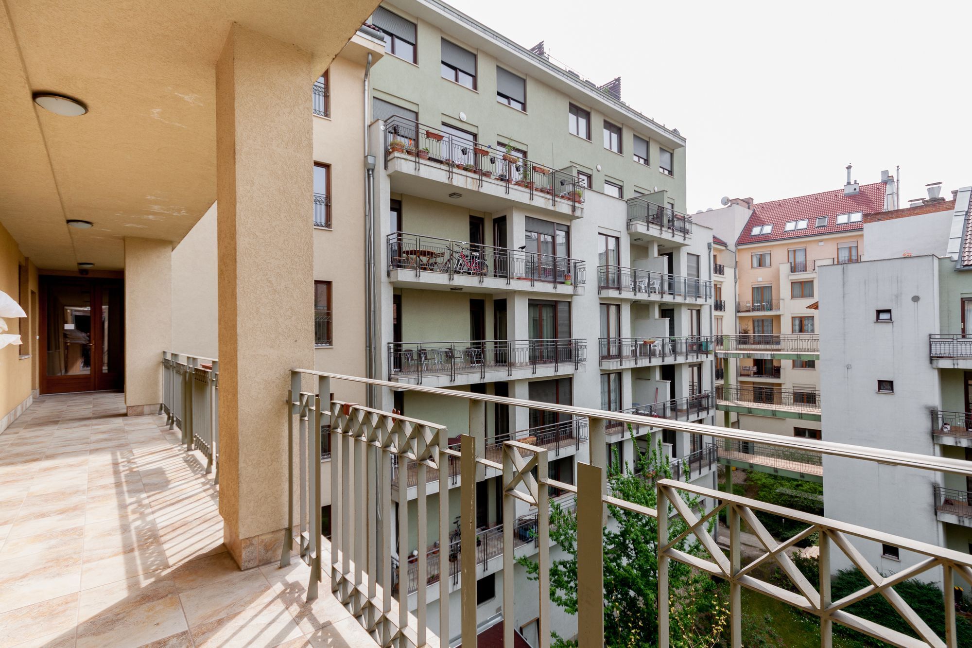 Club 99 Apartments Βουδαπέστη Εξωτερικό φωτογραφία