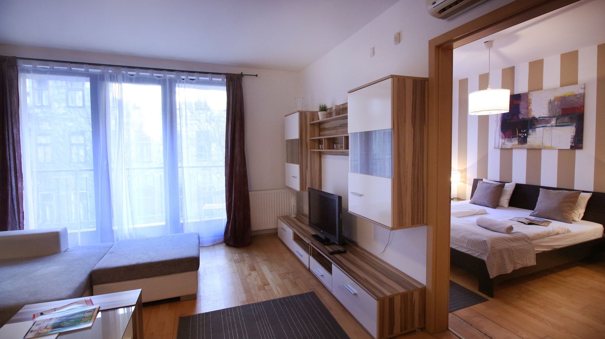 Club 99 Apartments Βουδαπέστη Εξωτερικό φωτογραφία